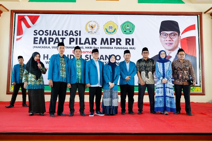 Pendidikan Kunci Sukses Indonesia Emas 2045